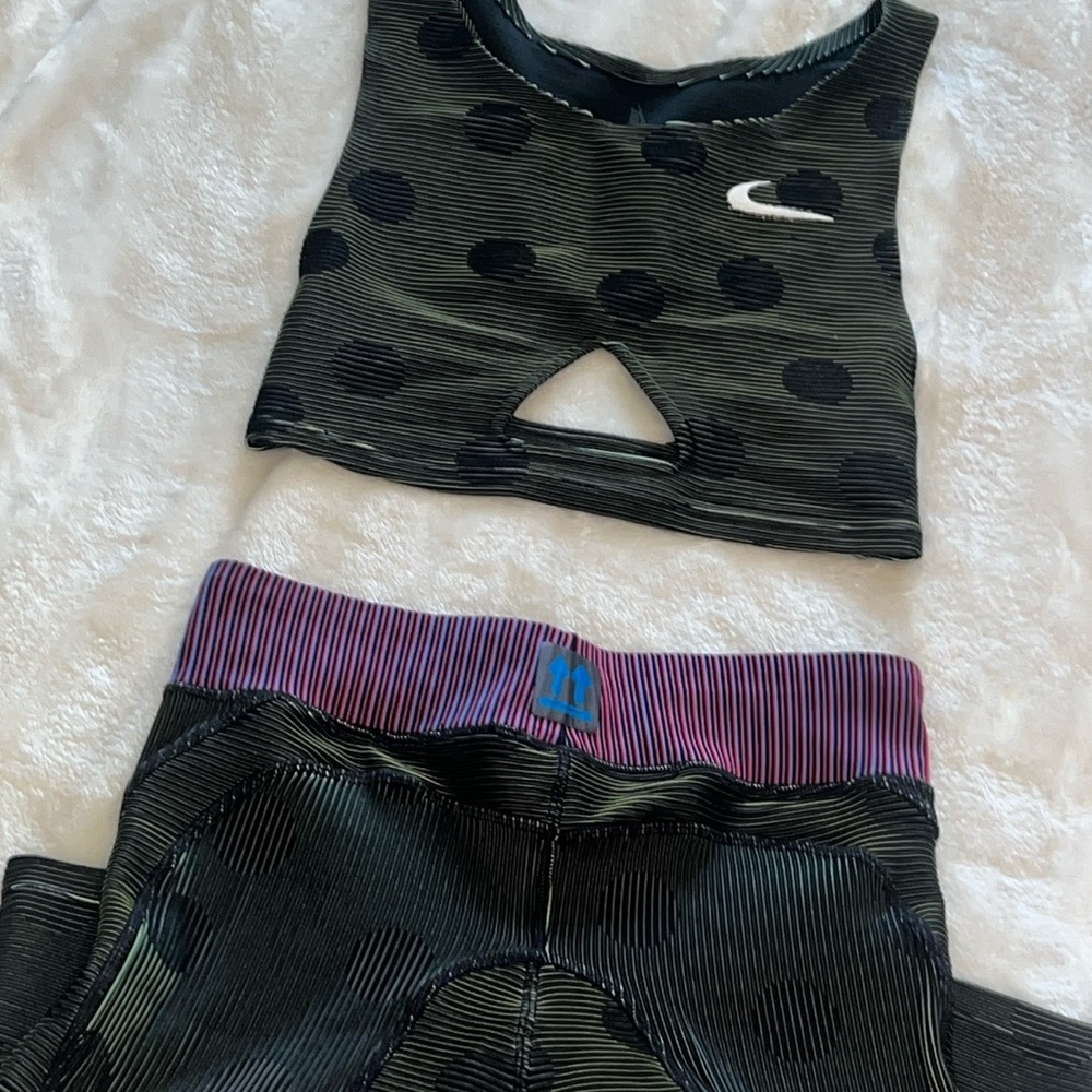 NIKE x Off-white biker/workout set